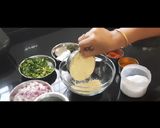 बेसन चीला (Besan cheela recipe in Hindi) रेसिपी चरण 1 फोटो