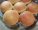 Foto langkah ke 4 dari resep Donat lembutt mennull dg white ring.