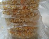 Foto langkah ke 4 dari resep Burger Isian Ayam.