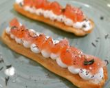 Foto del paso 6 de la receta: Montadito de queso crema y salmón en base de masa choux