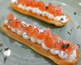 Foto del paso 6 de la receta: Montadito de queso crema y salmón en base de masa choux