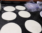 Foto del paso 6 de la receta: Empanadas de carne cortada a cuchillo