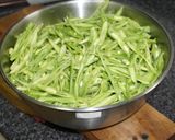 Foto del paso 1 de la receta: Ensalada de porotos verdes con choclo