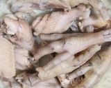 Foto langkah ke 2 dari resep Sayap Dan Ceker Ayam Masak Kecap.