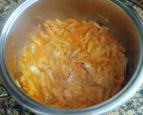Foto del paso 7 de la receta: Empanadillas de gambas en crema reducida de las mismas cabezas