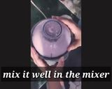 A picture of step 4 of Strawberry shake.
