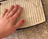 عکس مرحله 1 از دستور نان جو رژیمی در چند دقیقه