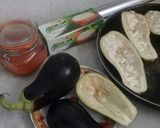صورة لخطوة 1 من وصفة باذنجان محشوة بحشوة بسيطة 🍆🍆