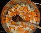Gyors zöldségleves recept fázis 2 fotója