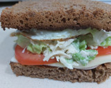 Foto del paso 5 de la receta: Sándwich de pollo con pan de espelta 🥪