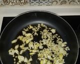 Foto del paso 1 de la receta: 🍚Arroz con pollo y aceitunas 🍗