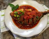 Foto langkah ke 6 dari resep Ikan Laut Saus Sarden Simple.