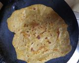 A picture of step 8 of Khasta karara paratha.