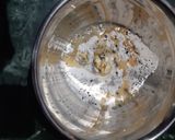 A picture of step 2 of Sabudana minty flavour samosa.