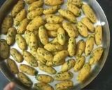 મેથીની ભાજીના મુઠીયા (Methi Bhaji Muthiya Recipe In Gujarati) રેસીપી સ્ટેપ4ફોટો