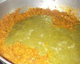A picture of step 4 of Sarso da saag makki di roti.