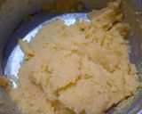 Foto del paso 1 de la receta: Budín de polenta rellena con quesos