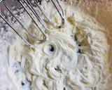 Foto del paso 2 de la receta: Helado de Oreo casero 🖤🤍