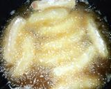 A picture of step 8 of Deep fried green bananas.