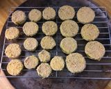 A picture of step 3 of Lee's Southern Deep Fried Yellow Squash.