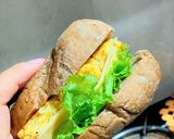 Hình bước làm 4 của món Hamburger Ức Gà Healthy
