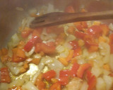 Foto del paso 2 de la receta: Pescado guisado en salsa con guarnición quinoa. Niños
