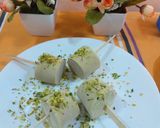 A picture of step 4 of Casar pista Malai kulfi.