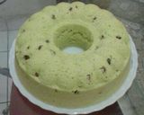 Foto langkah ke 5 dari resep Bolu kukus pandan kismis.