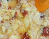 Foto del paso 4 de la receta: Tortilla de Sobrasada con patatas y cebolla
