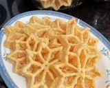 Foto langkah ke 10 dari resep Kembang goyang wijen.