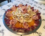 Une image de l'étape 13 de Salade composée à la mortadelle (tomates ananas,endives rouges et castelfranco).