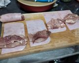 Foto del paso 1 de la receta: Rollitos de cerdo en salsa de arándanos con vino tinto