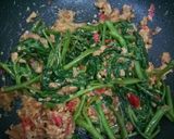 Foto langkah ke 5 dari resep Sambal Tempe Kangkung.