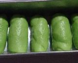 Foto langkah ke 5 dari resep Roti manis pandan.