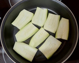 Foto del paso 2 de la receta: Falsa lasaña de calabacín (sin lactosa y sin gluten)