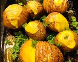 รูปขั้นตอนการทำที่ 4 ของ Hasselback potatoes มันฝรั่งอบชีส
