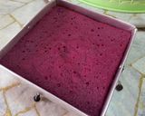 Foto langkah ke 5 dari resep Bolu Red Velvet Ketan Hitam (Kukus).