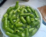 Une image de l'étape 1 de Des fèves vert en sauce.