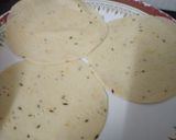 A picture of step 1 of Dal pakwan.
