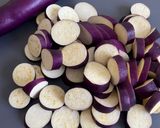 Une image de l'étape 1 de Aubergine poêlée.