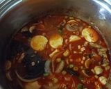 Foto langkah ke 6 dari resep Gochujang Jjigae.