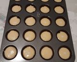 Foto del paso 4 de la receta: Magdalenas caseras muy esponjosas con copete