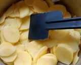 Une image de l'étape 1 de Gratin franc comtois au cook expert.