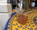Une image de l'étape 2 de Sauce salade moutarde câpres.