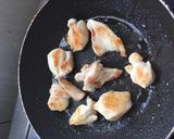 Foto langkah ke 5 dari resep Chicken milk soup.