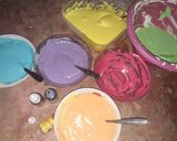 Foto langkah ke 2 dari resep Rainbow cake kukus.