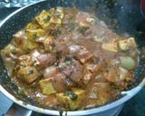 A picture of step 5 of Paneer Do Pyazaa.