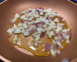 Foto del paso 3 de la receta: Espaguetis a la carbonara con queso comte
