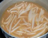 A picture of step 5 of Potato and Bean Sprout Miso Soup with White Pepper.