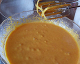 Foto del paso 6 de la receta: Magdalenas de zanahoria con mermelada de frutos rojos sin lactosa